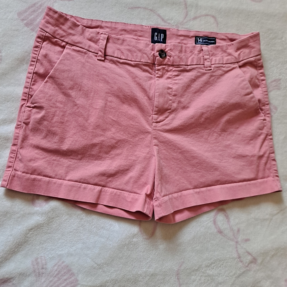 GAP Women's Pink Shorts
